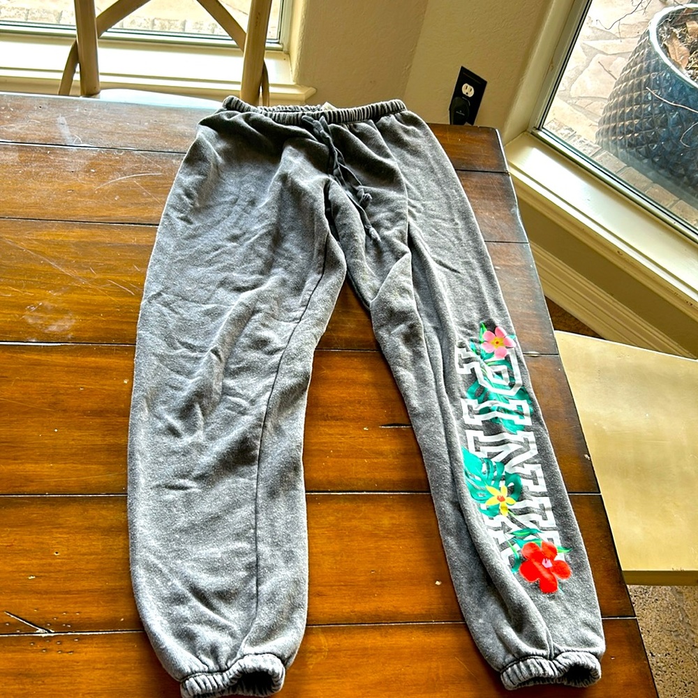 Grey tropical PINK sweatpants new xs